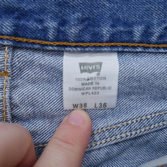 Vintage Levi's 501XX Jeans Mens 36x32 Y2K 2000s Blue Denim Button Fly Distressed